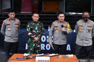 Profil Hendra Kurniawan yang batal dijatuhi PTDH dari kasus Brigadir J