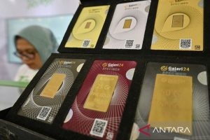 Kenapa harga emas turun? Ini 5 penyebab utama dan prospeknya ke depan