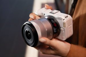 8 rekomendasi kamera mirrorless untuk pemula, pilih yang mana