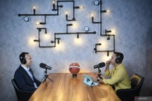 Podcast kian diminati saat ini, mari tengok sejarahnya